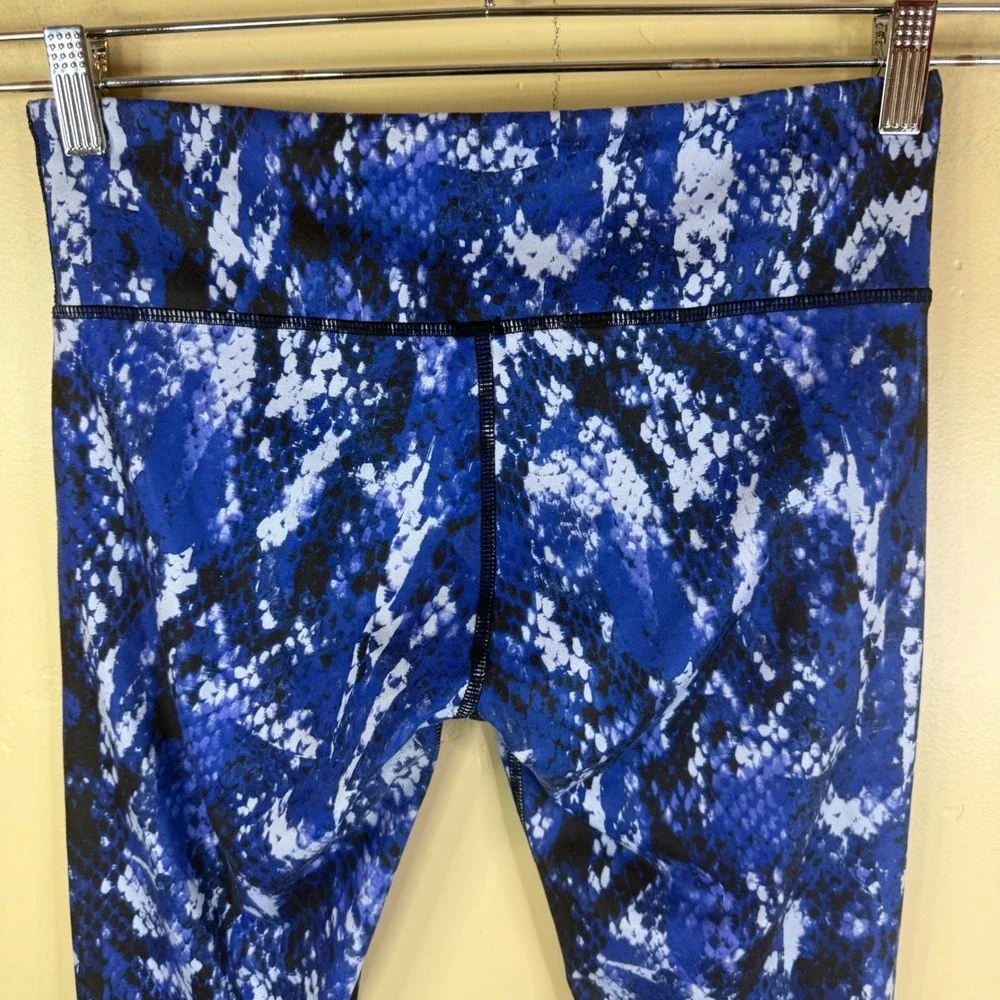 Alo Yoga Airbrush Leggings Size Med Deep Electric Blue Snakeskin Python‎ Active